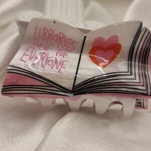 New Love booksβhair claw clip
